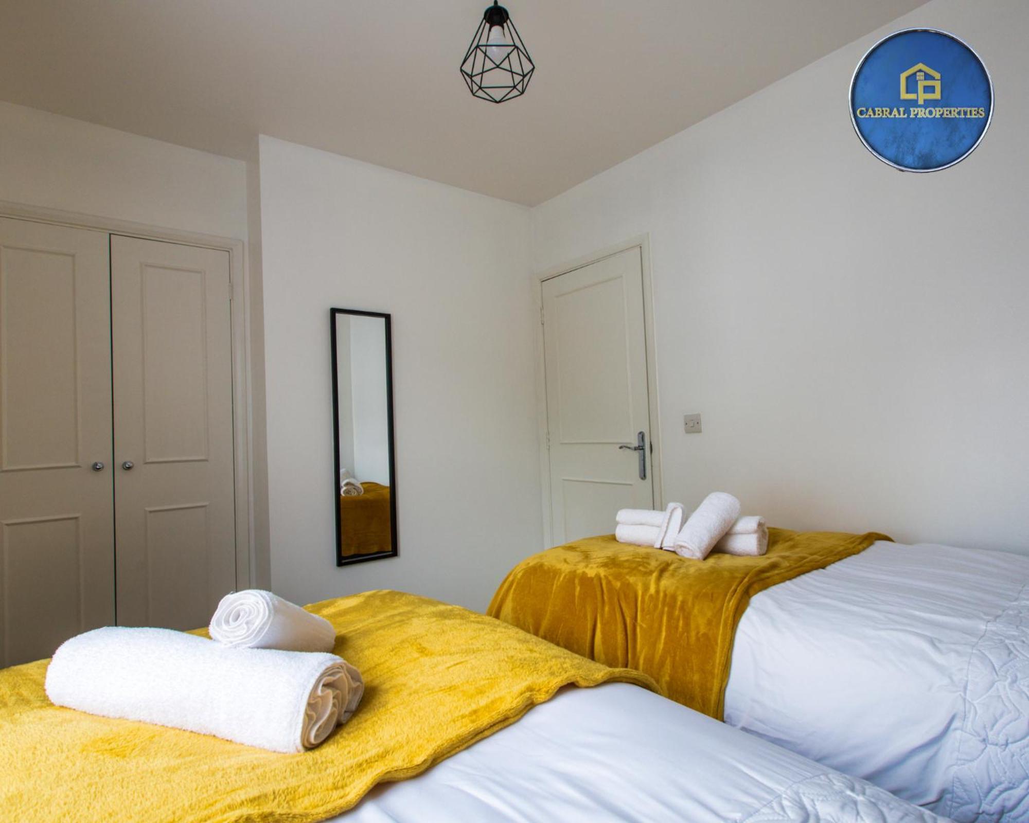 2 Bedroom House By Cabral Properties Monthly Special Price Reading Exterior photo